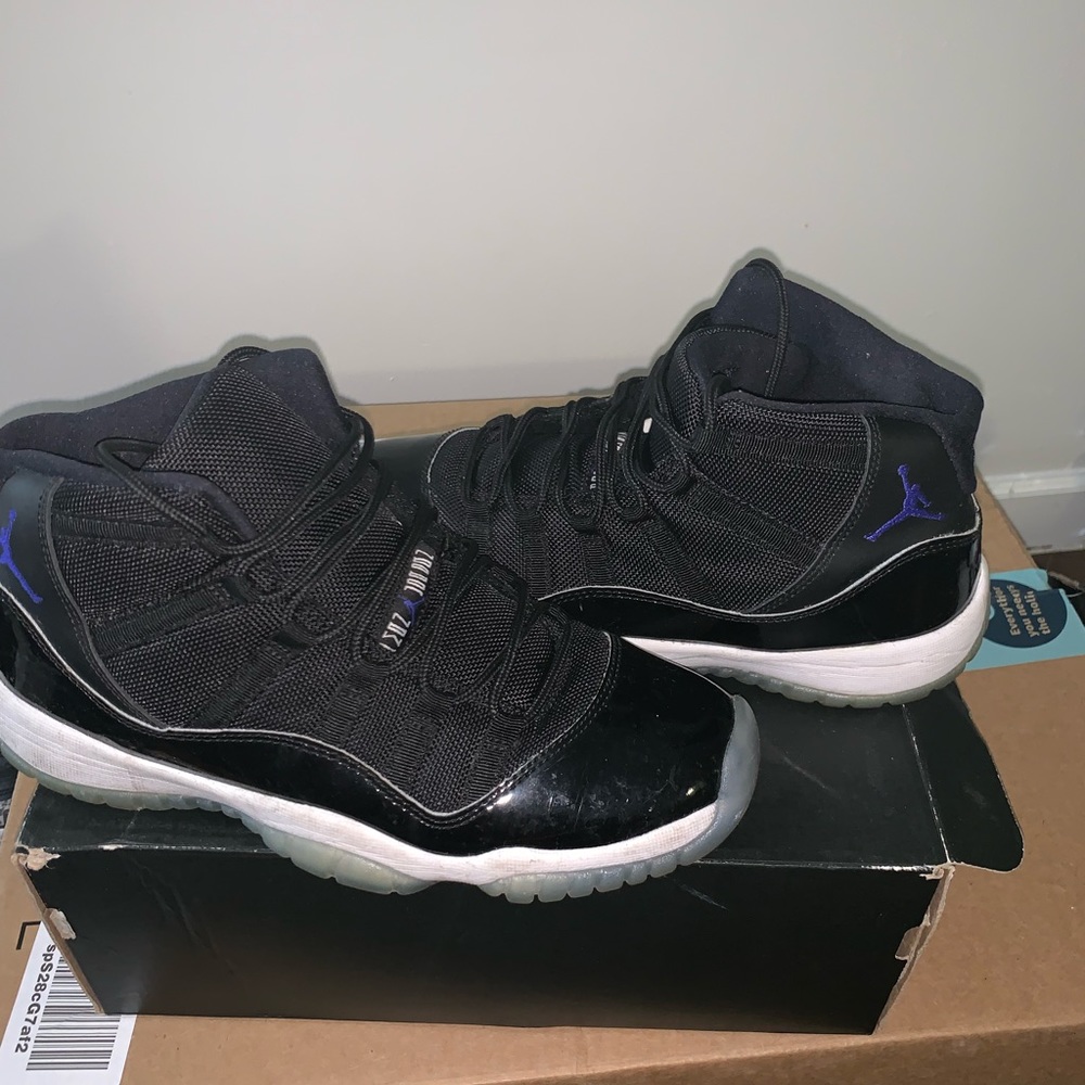 Jordan 11 patient leather